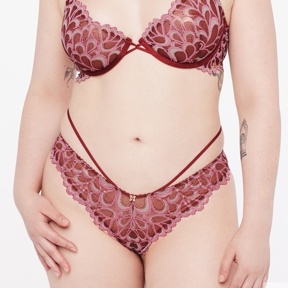 Savage X Fenty Sweet Jam Red Savage Not Sorry Strappy Lace Brazilian Panty - Picture 3 of 11
